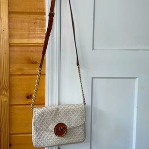 Michael Kors Crossbody Purse